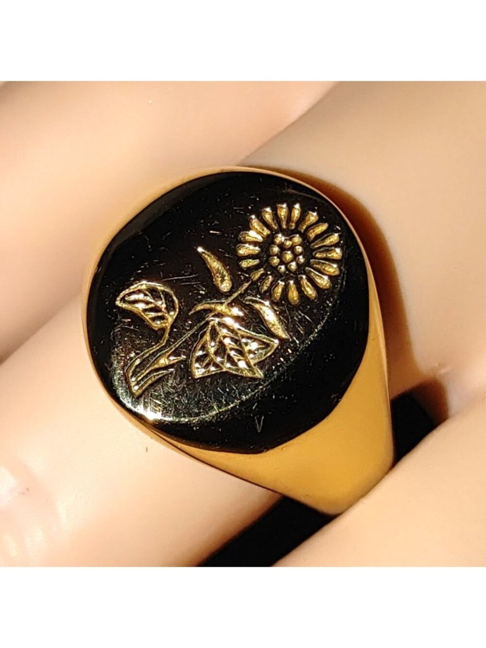 Sunflower Size 11 Ring Engrave Gold Tone Oval Signet Durable Metal Floral Design